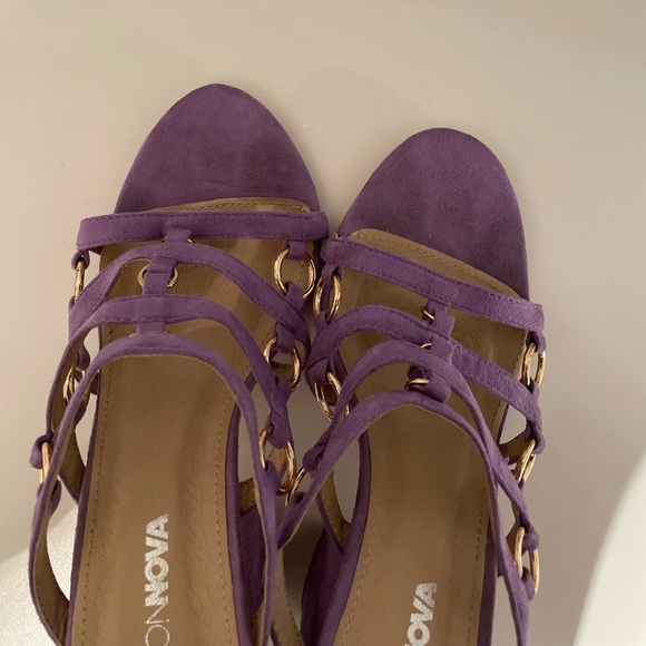 FashionNova all at once heeled sandals. US 8 - Picture 4 of 9